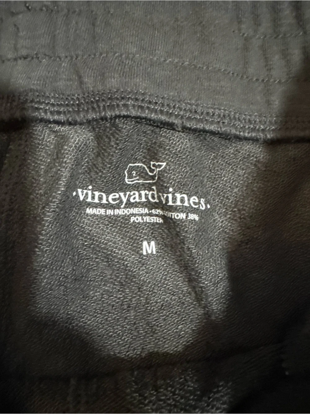 Vineyard Vines soft black